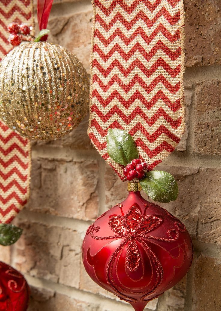 Red And Gold Christmas Decoration Ideas 